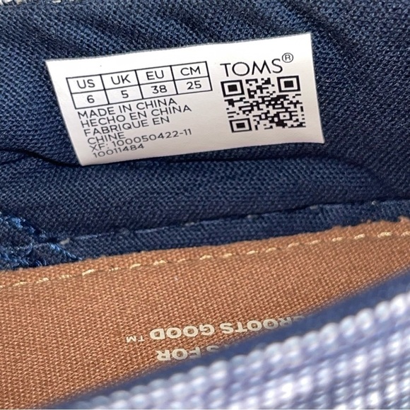 Toms Size 6 youth boys Luca Navy striped chambray slip on shoes New - Picture 4 of 9